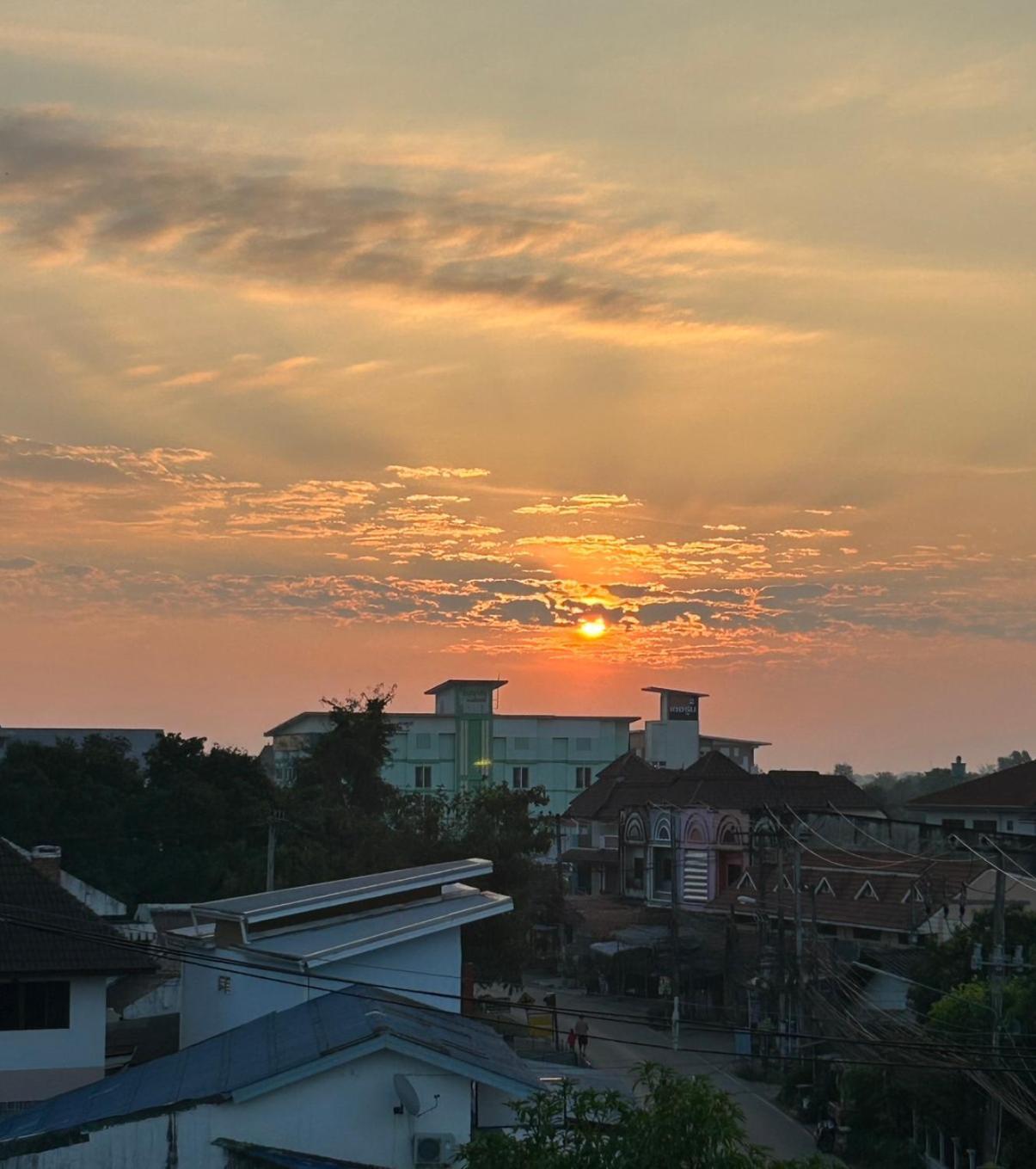 Chiangmai Hometel Чиангмай Экстерьер фото